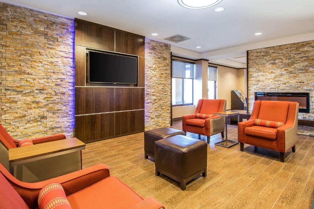 Comfort Inn & Suites Kissimmee By the Parks