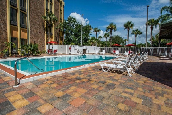 Comfort Inn & Suites Kissimmee By the Parks image 16